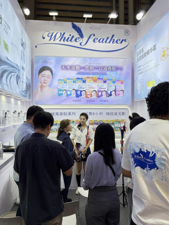 图3涂宁展会.png